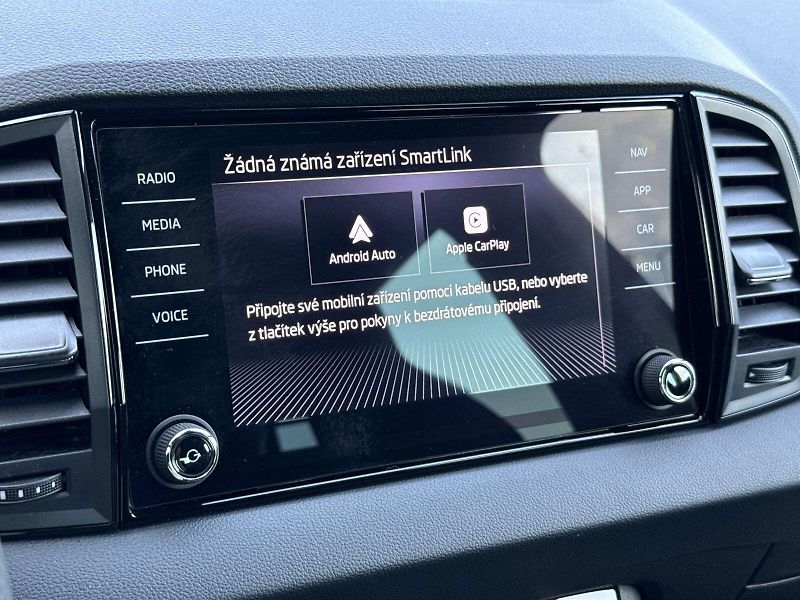 Škoda Karoq (2025) 1.5 TSI DSG Sportline - fotka 23 z 33