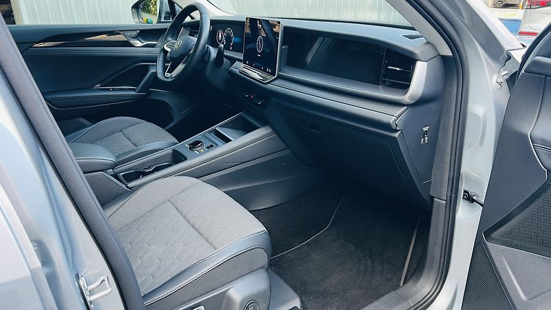 Volkswagen Tayron (2026) 1.5 eTSI 110 kW DSG7 7míst  - fotka 15 z 50