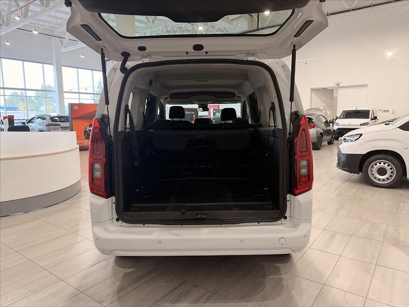 Toyota ProAce City Verso 1,5 Business 7S  1.5 Diesel (1 - fotka 5 z 15