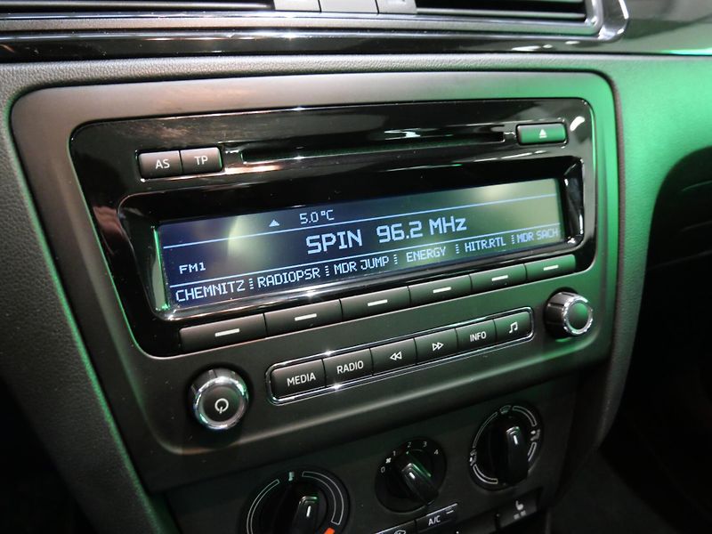 Škoda Rapid - fotka 12 z 22