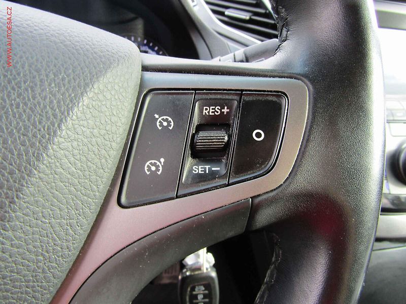 Hyundai i40 (2019) 1.6CRDi, 1.maj,ČR, servis - fotka 15 z 22