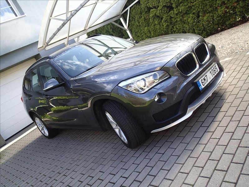BMW X1 2,0 135 kW, 4x4 - fotka 3 z 47