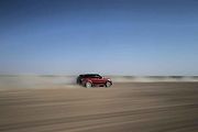 Range Rover Sport stanovil rekord v přejezdu pouště Rub al-Chálí.