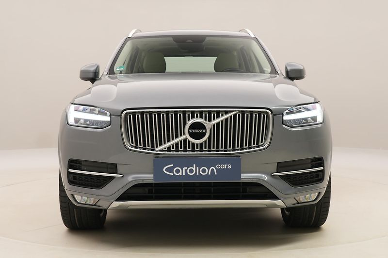 Volvo XC90 D5 AWD INSCRIPTION REZERVACE - fotka 15 z 54