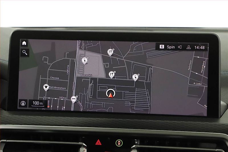 BMW iX3 (2022) M Sport 80 kWh, SoH 95% - fotka 12 z 21
