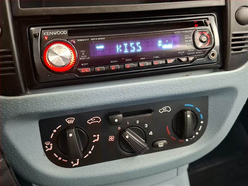 Citroën C3 (2005) 1.1 i, po STK, zamluveno - fotka 14 z 14