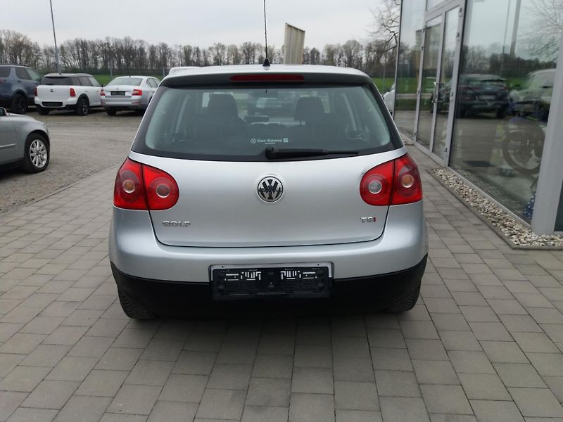 Volkswagen Golf 1.4TSi,DSG,90kW,SERVI.KNÍŽKA - fotka 5 z 21