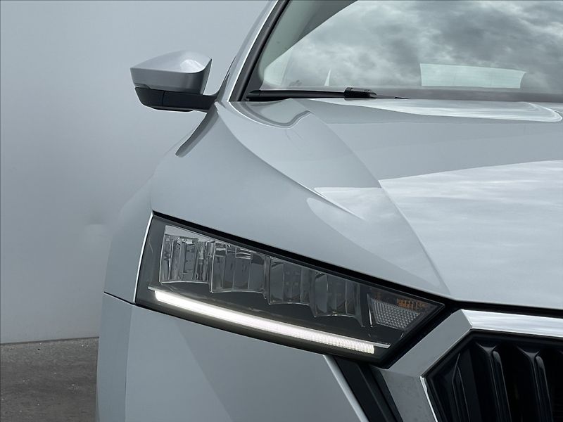 Škoda Octavia 2,0 TDI 4x4 DSG Ambi Plus TZ - fotka 22 z 24