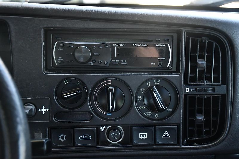 Saab 900 S- Turbo - fotka 17 z 19