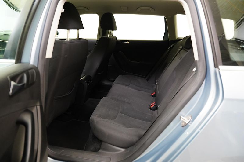 Volkswagen Passat - fotka 22 z 23