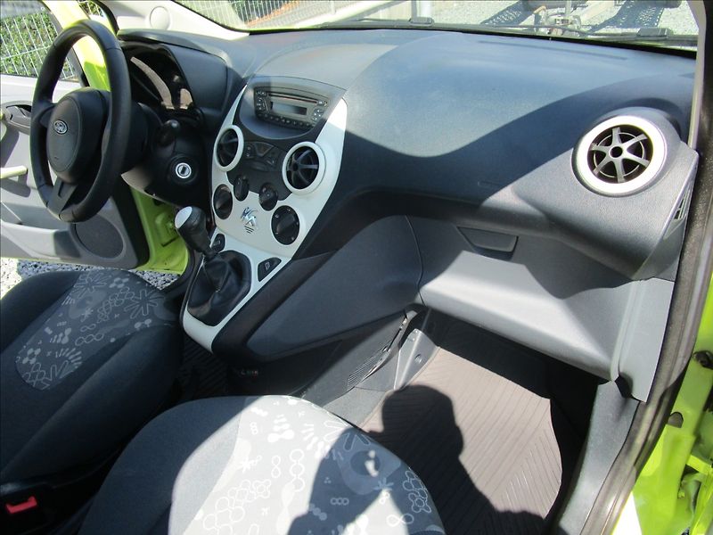 Ford Ka 1.2i Trend, Klima - fotka 15 z 34