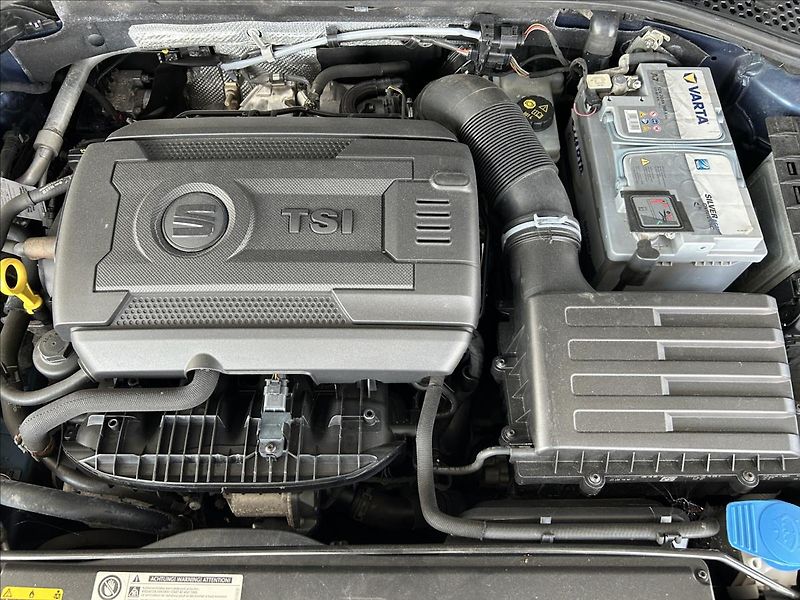 Seat Leon 1,8   FR,TSI 132kW,PANORAMA - fotka 21 z 24