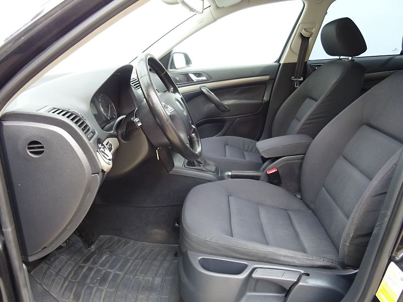 Škoda Octavia (2004) 1.9TDI,77kW,tažné - fotka 9 z 17