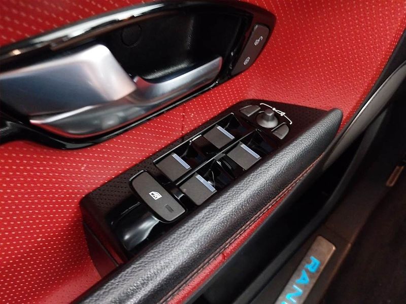 Land Rover Range Rover Evoque (2012) Si4, 4X4, Automat, Serv.kniha - fotka 20 z 22
