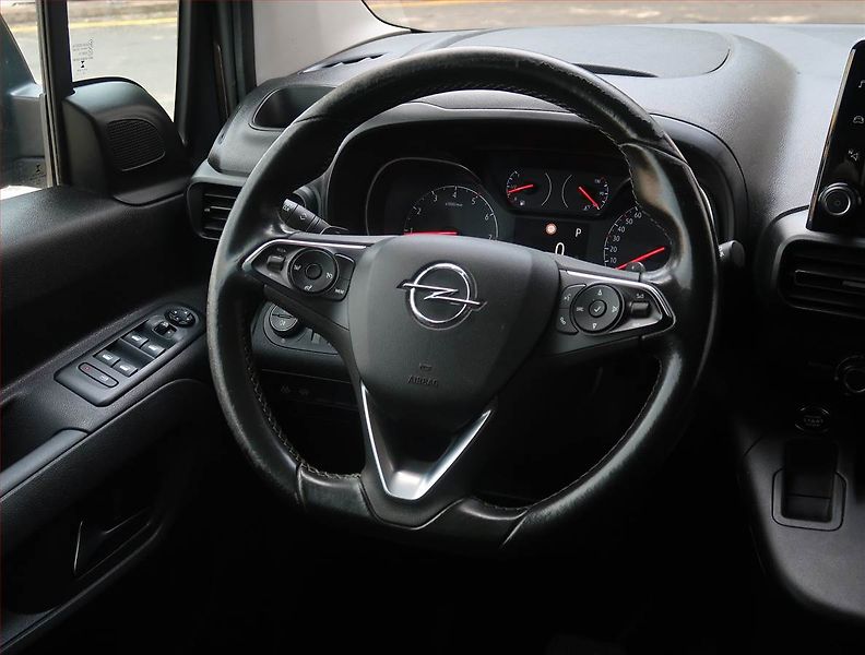 Opel Combo (2019) Maxi Enjoy 1.5 CDTI, 5Míst, ČR - fotka 20 z 20