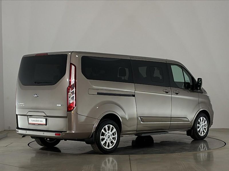 Ford Tourneo Custom TitaniumL2 - fotka 2 z 27