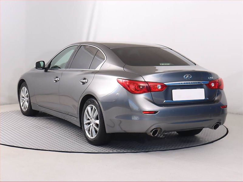 Infiniti Q50 (2016) 2.2 d, Automat, Kůže, Navi - fotka 4 z 19