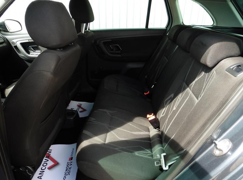 Škoda Fabia II Combi 1.2 TSi Elegance 77kW - fotka 9 z 16