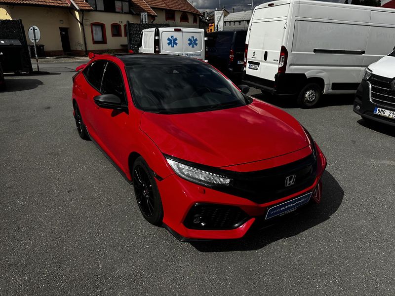 Honda Civic (2017) 1.5 VTEC Turbo Sportline - CZ - fotka 4 z 25