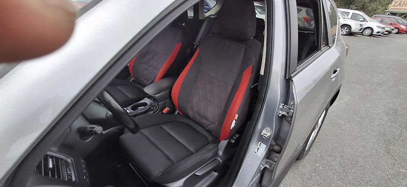 Mazda CX-5 2.0 benzin 121 kw - fotka 15 z 39