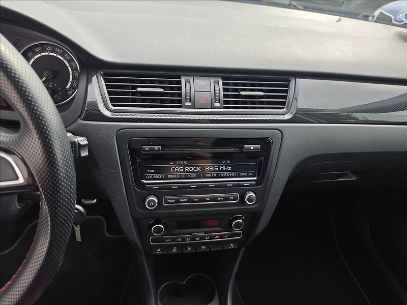 Škoda Rapid 1,2 TSi 77KW Monte Carlo ALU - fotka 17 z 42