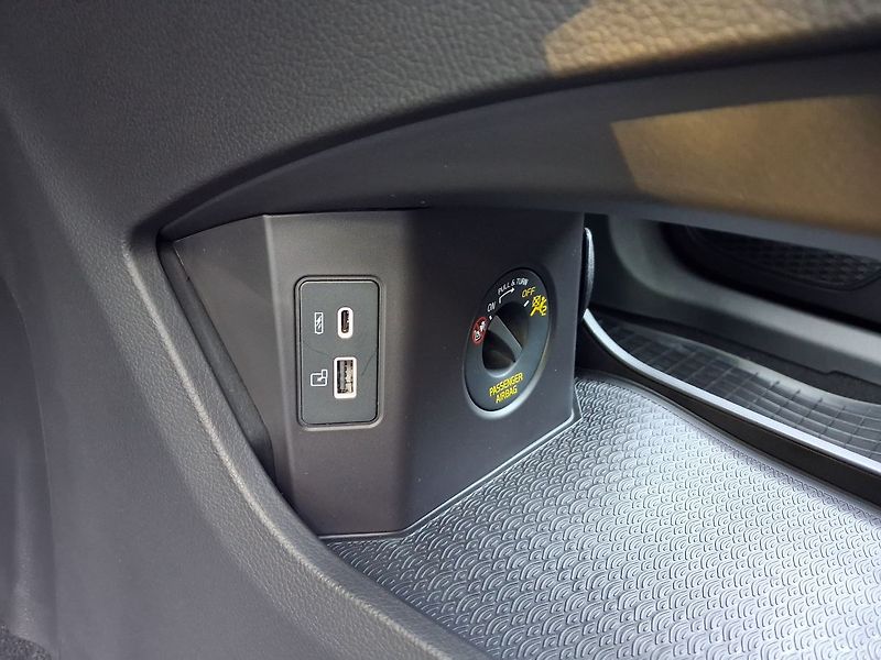 Omoda 5 (2026) Premium 1.5 tGDI HEV - fotka 26 z 27