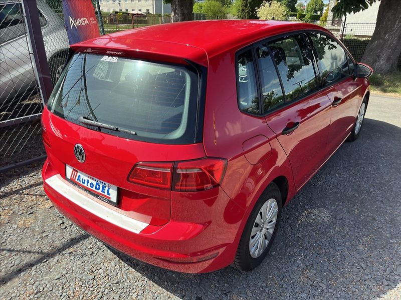 Volkswagen Golf Sportsvan 1,4 TSi 92 kW  Klima, 8x Pneu - fotka 7 z 48