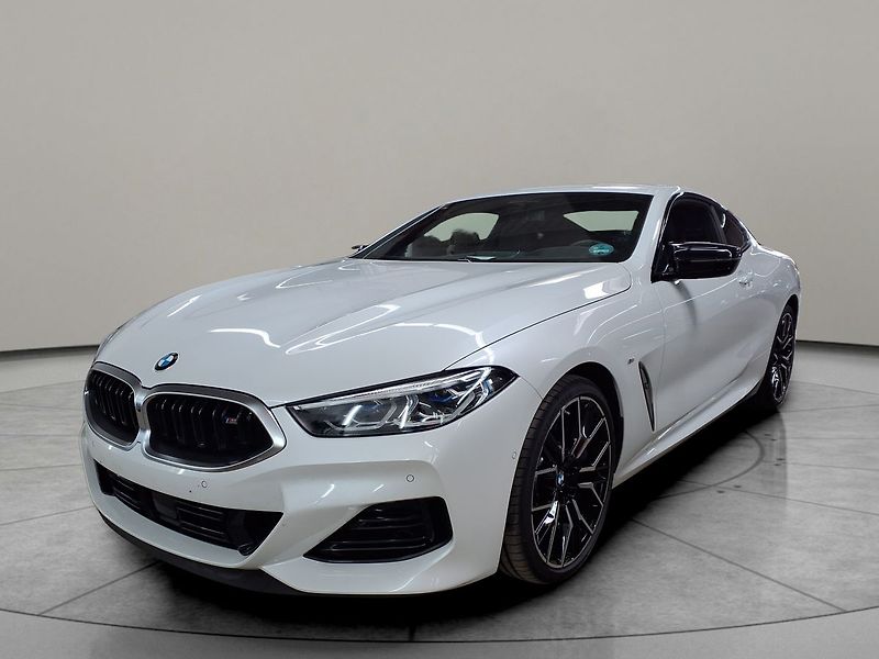 BMW Řada 8 M850i xDrive Coupé 10/2025 TOP - fotka 2 z 11