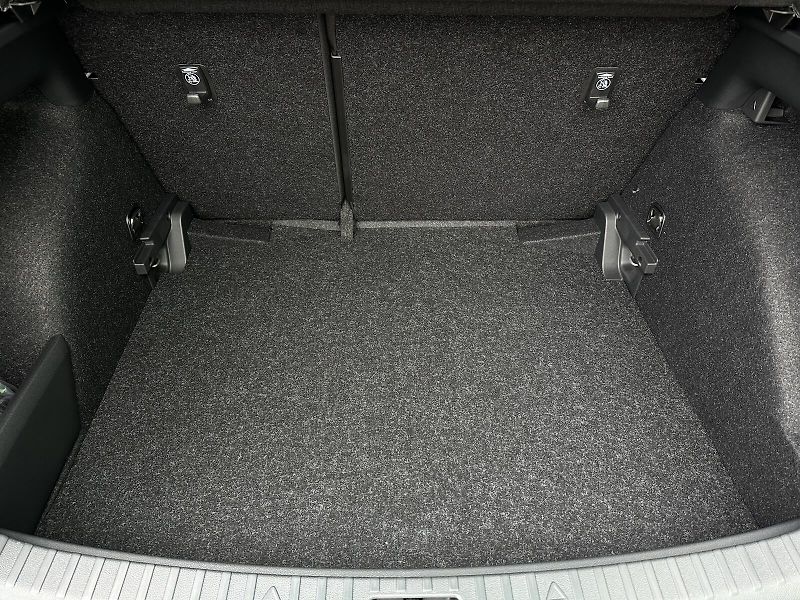 Škoda Scala 1.0TSi DSG 116PS LED V.Cockpit - fotka 45 z 47