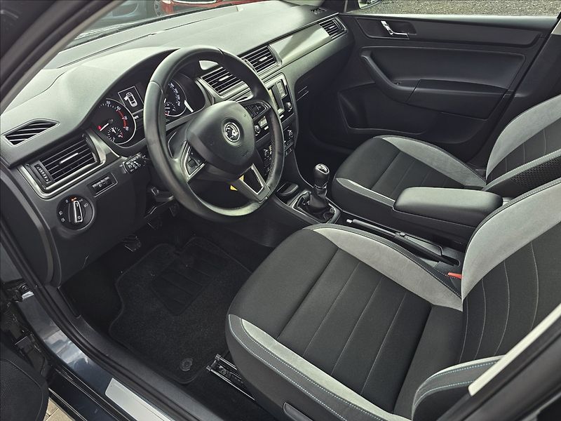 Škoda Rapid 1,2 TSi 66KW Joy DIG.KLIMA STK - fotka 11 z 46
