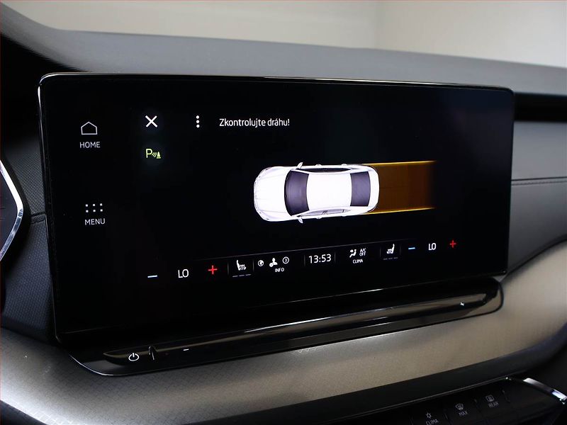 Škoda Octavia (2023) Ambition 1.5 TSI, Tempomat - fotka 14 z 18