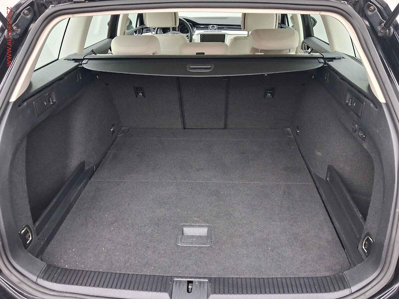Volkswagen Passat (2019) 2.0 TDi, Comfortline, DSG - fotka 7 z 19