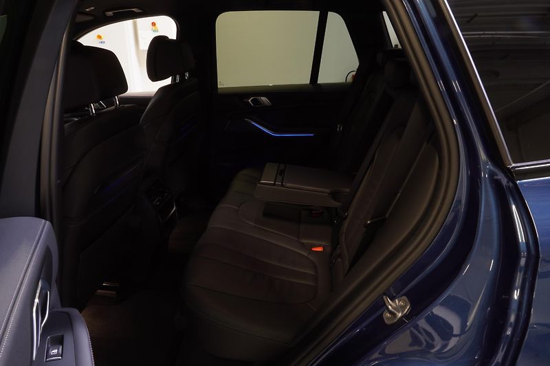 BMW X5 Xdrive30d,Mpaket,ČR,DPH,HUD - fotka 21 z 40