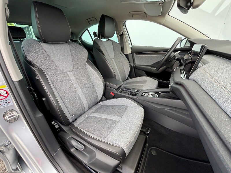 Škoda Octavia (2024) 1.5 TSI 110kW DSG Top Selectio - fotka 30 z 35