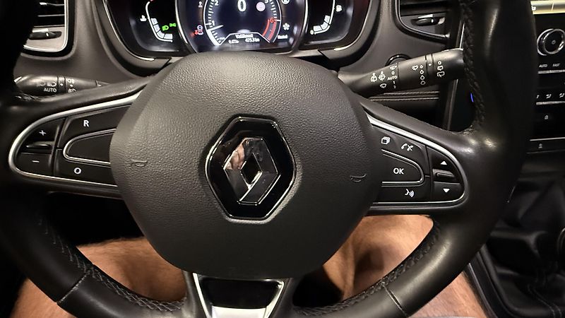 Renault Grand Scénic (2021) TCE 140,REZERVOVÁNO - fotka 42 z 56