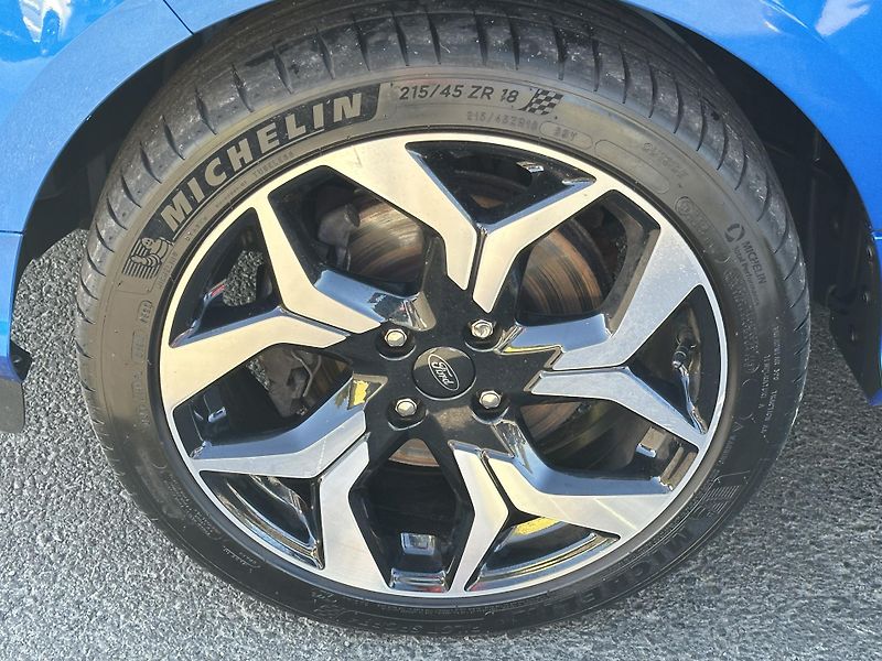 Ford EcoSport (2021) 1.0EB/103kW *ST LINE* 1.Maj. - fotka 40 z 41