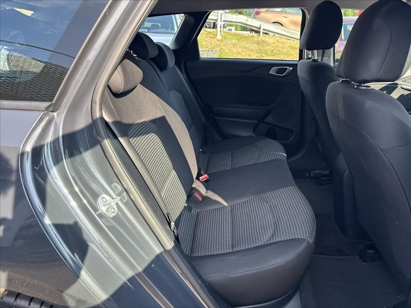 Kia Ceed 1,0 TGDi Fresh 1.ČR ZÁRUKA - fotka 15 z 35