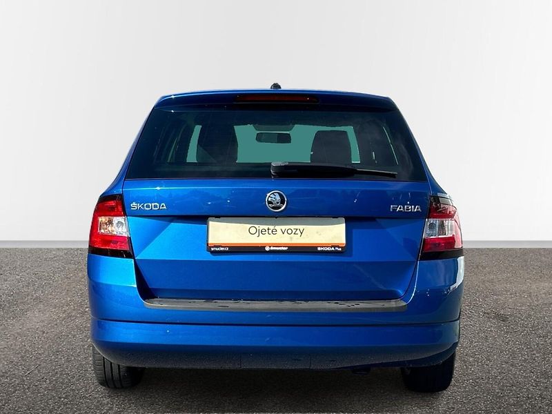 Škoda Fabia AMBITION - fotka 17 z 24