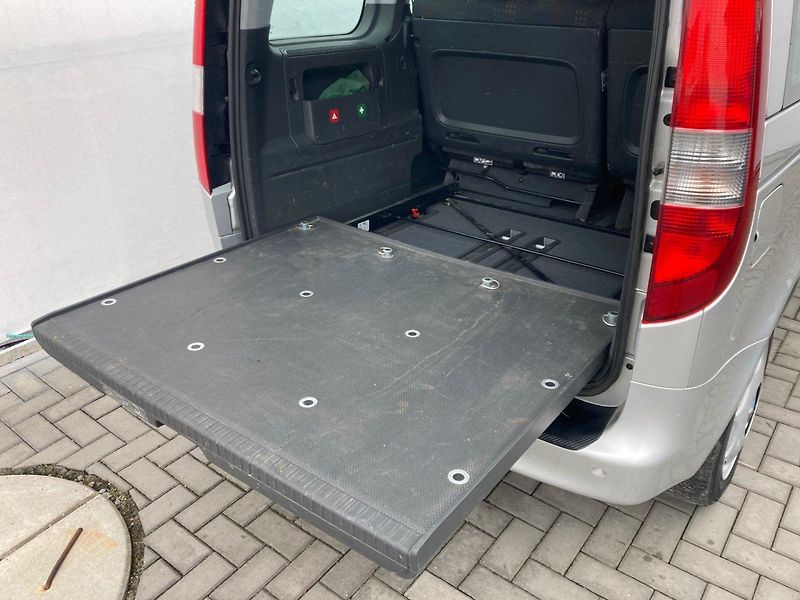 Mercedes-Benz Vaneo 1,9i (92kW)*AUTOMAT* - fotka 15 z 16