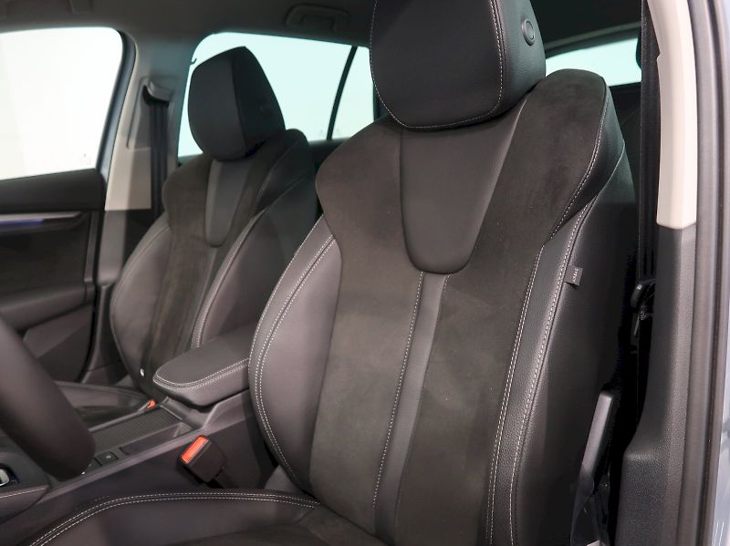 Škoda Octavia (2025) TOP PREMIUM 2.0TDI 110KW DSG L - fotka 14 z 42