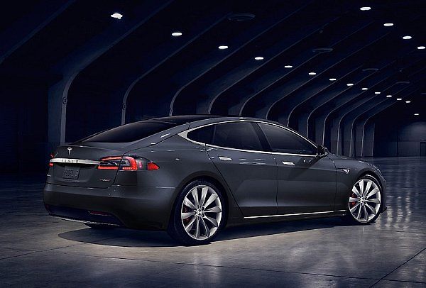 Tesla Model S.