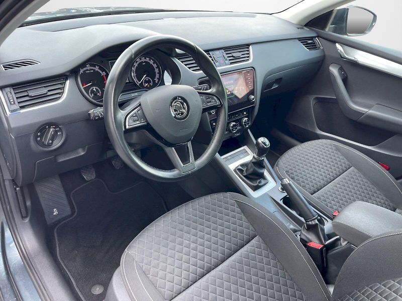 Škoda Octavia (2017) 1.4 TSI 110kW Drive combi - fotka 5 z 30