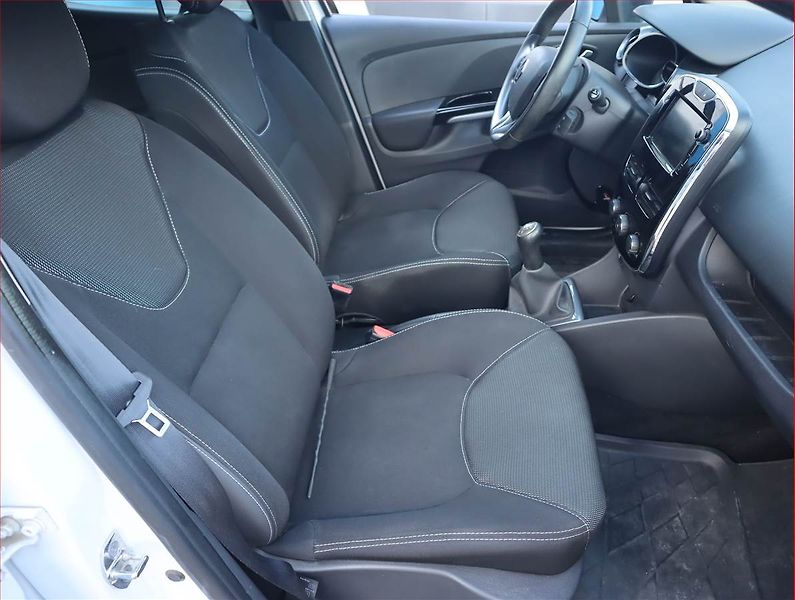 Renault Clio (2014) 1.2 16V, Serv.kniha, Navi - fotka 9 z 18