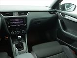 Škoda Octavia (2018) RS 2.0 TSI, Serv.kniha, Navi - náhled 8