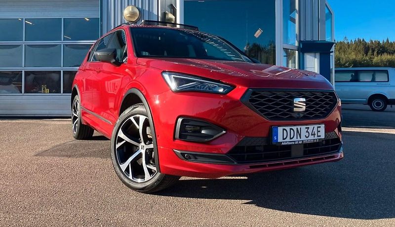 Seat Tarraco PHEV DSG FR 360k Pano. Tažné - fotka 3 z 27