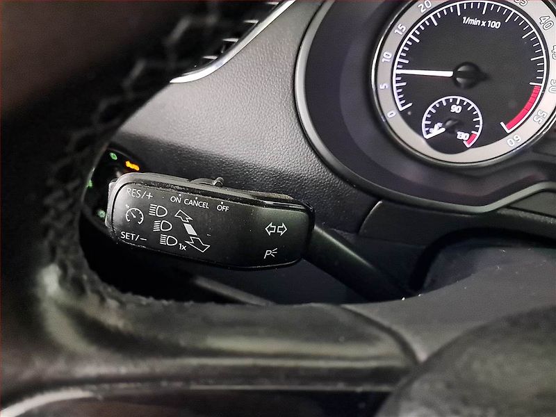 Škoda Octavia (2017) 1.6 TDI, Tempomat - fotka 18 z 19