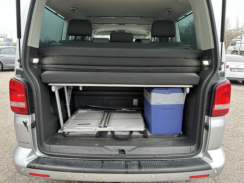 Volkswagen Multivan (2010) Volkswagen Multivan 2010 - fotka 7 z 17