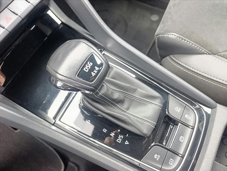Škoda Kodiaq 2,0 TDi DSG 4x4 Kamera Tažné - fotka 19 z 38