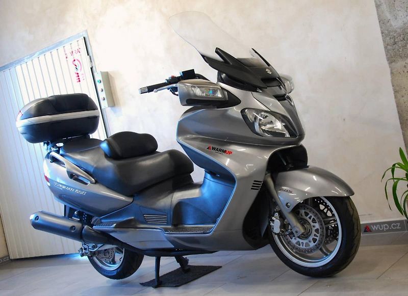 Suzuki Burgman 650 Executive (2007) - fotka 3 z 21