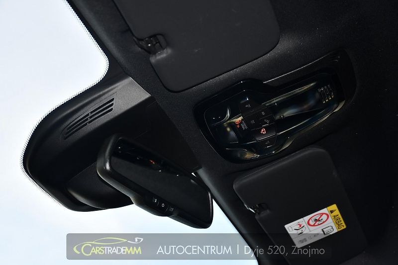Alfa Romeo Stelvio 2,2 D 16V 210k Veloce AT8-Q4 - fotka 46 z 55